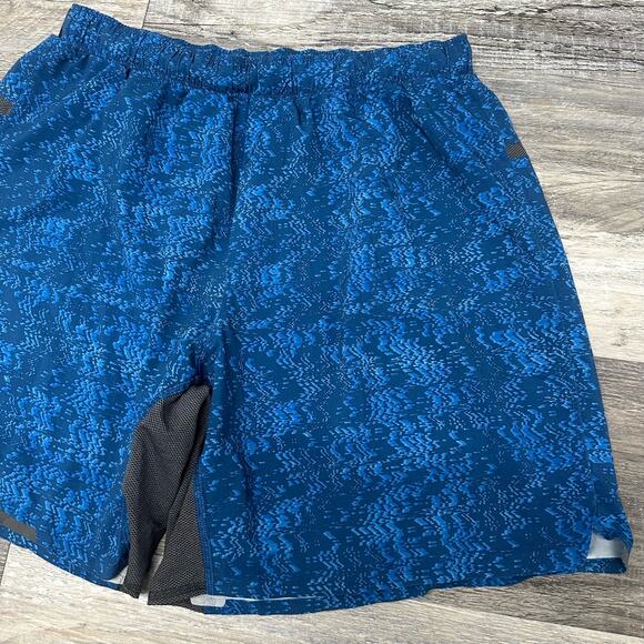 Lululemon Pace Breaker Blue Black Mens M Swift Ultra Quick Dry Active Short - Picture 2 of 11